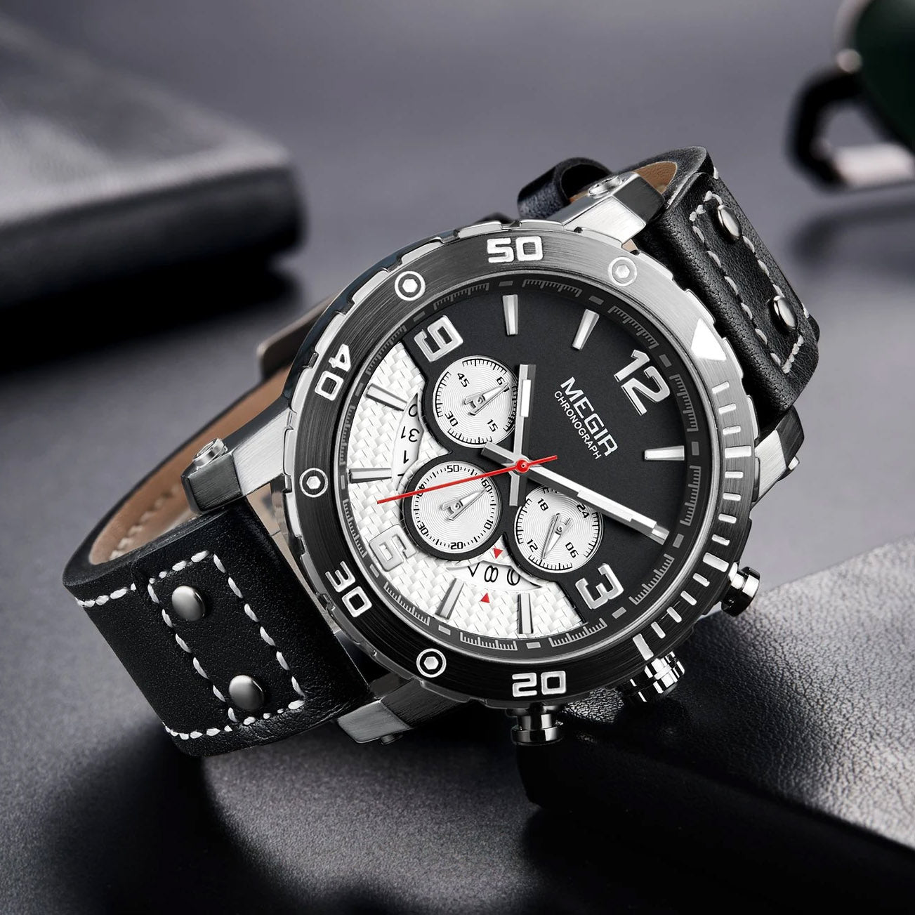 MEGIR 2084 Sport Quartz Chronograph