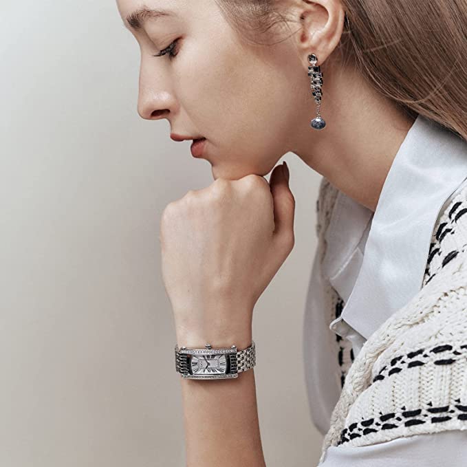 SAGA Square Bracelet Wristwatch