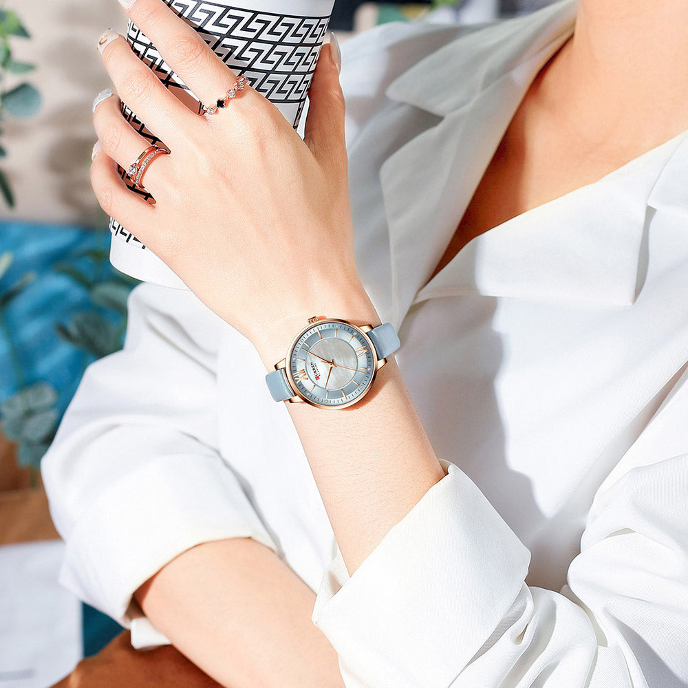 CURREN 9080 Woman's Quartz Watch
