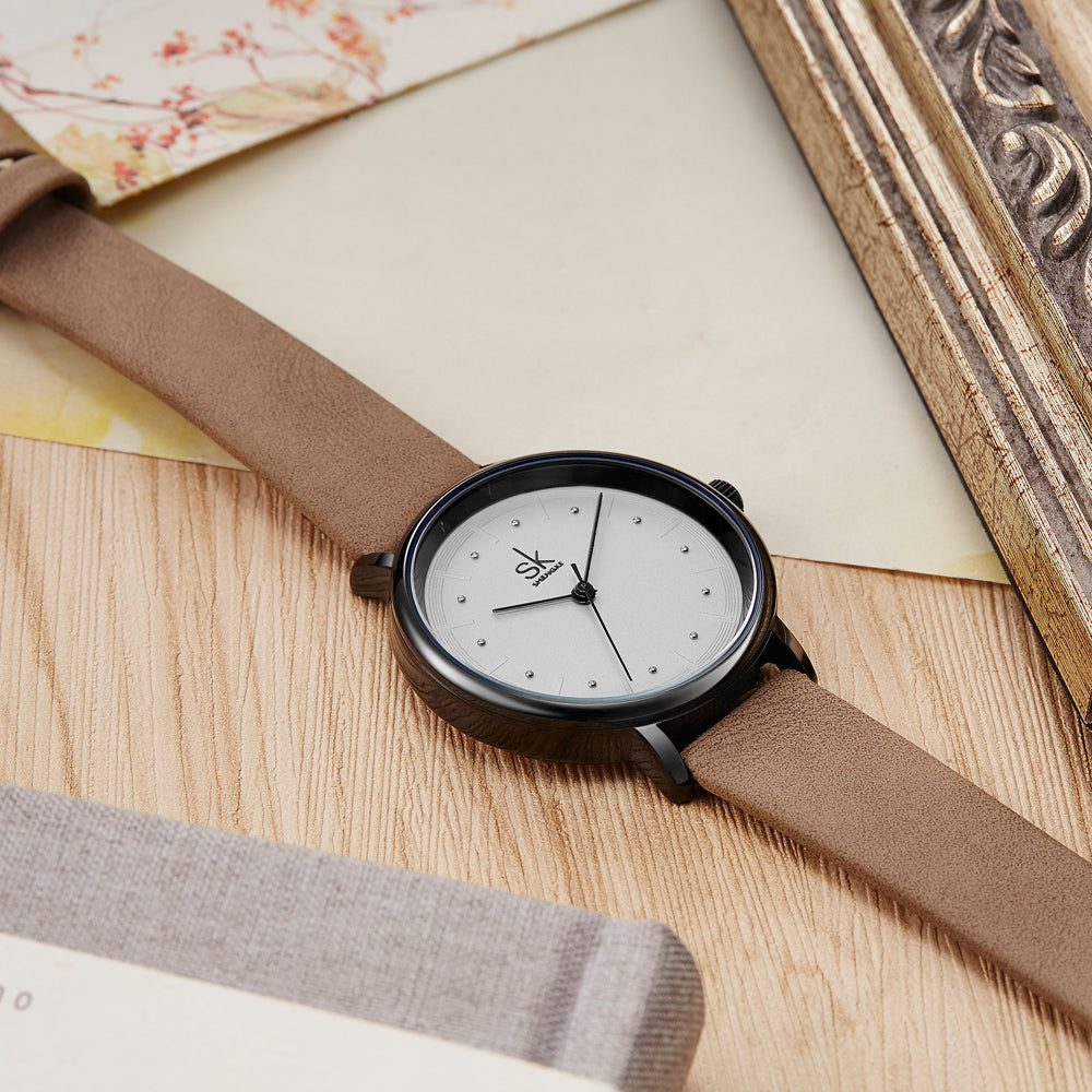 SK K8005 Quartz Wristwatch